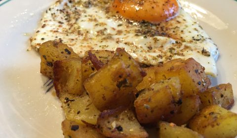 Bratkartoffeln mit Ei
