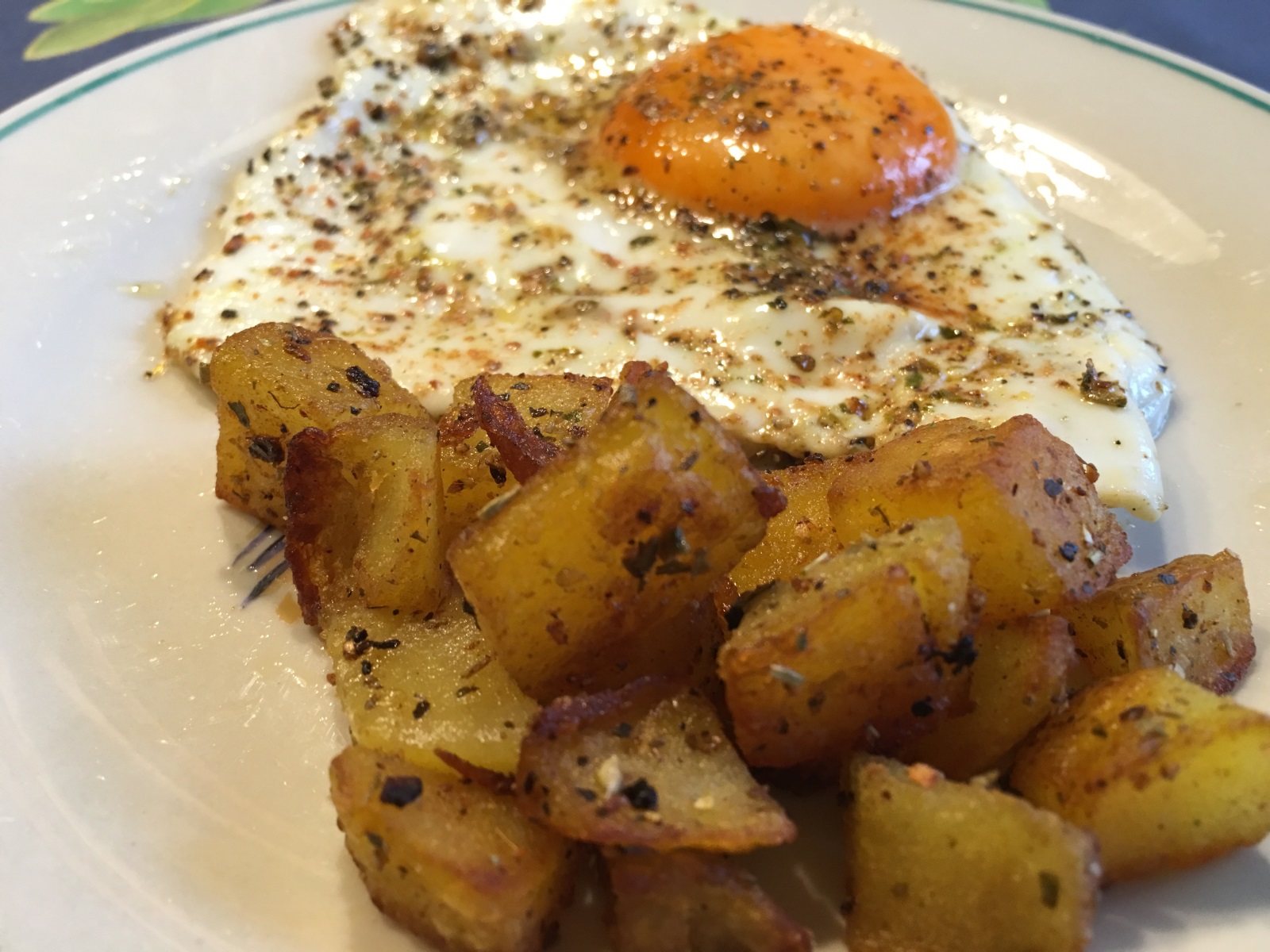 Bratkartoffeln mit Ei Rezept | Chilirezept.de