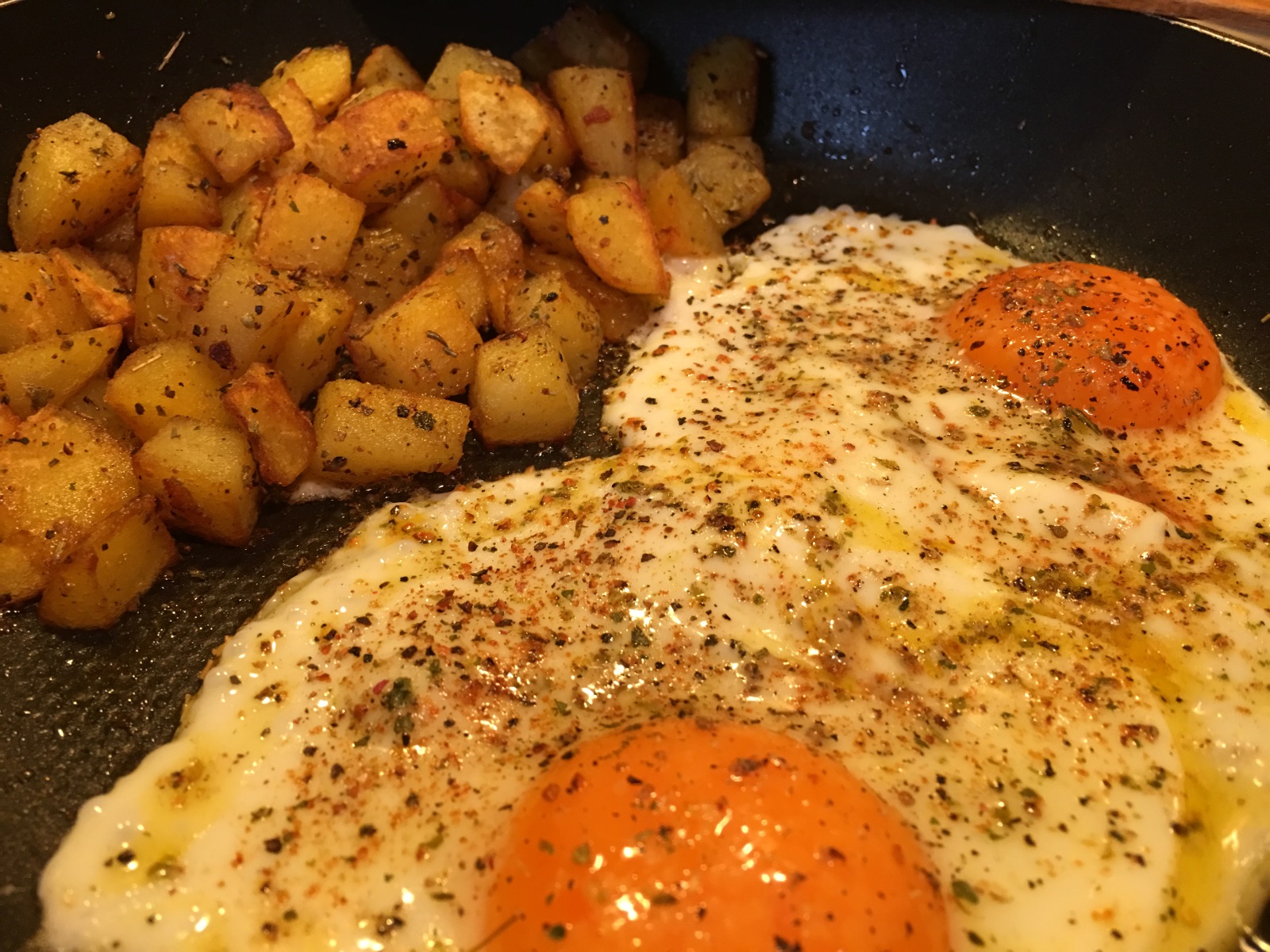 Bratkartoffeln mit Ei Rezept | Chilirezept.de
