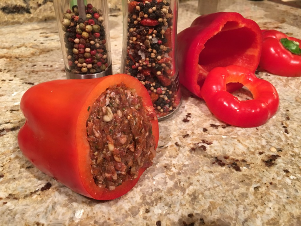 Gefüllte Paprika mit Hackfleisch