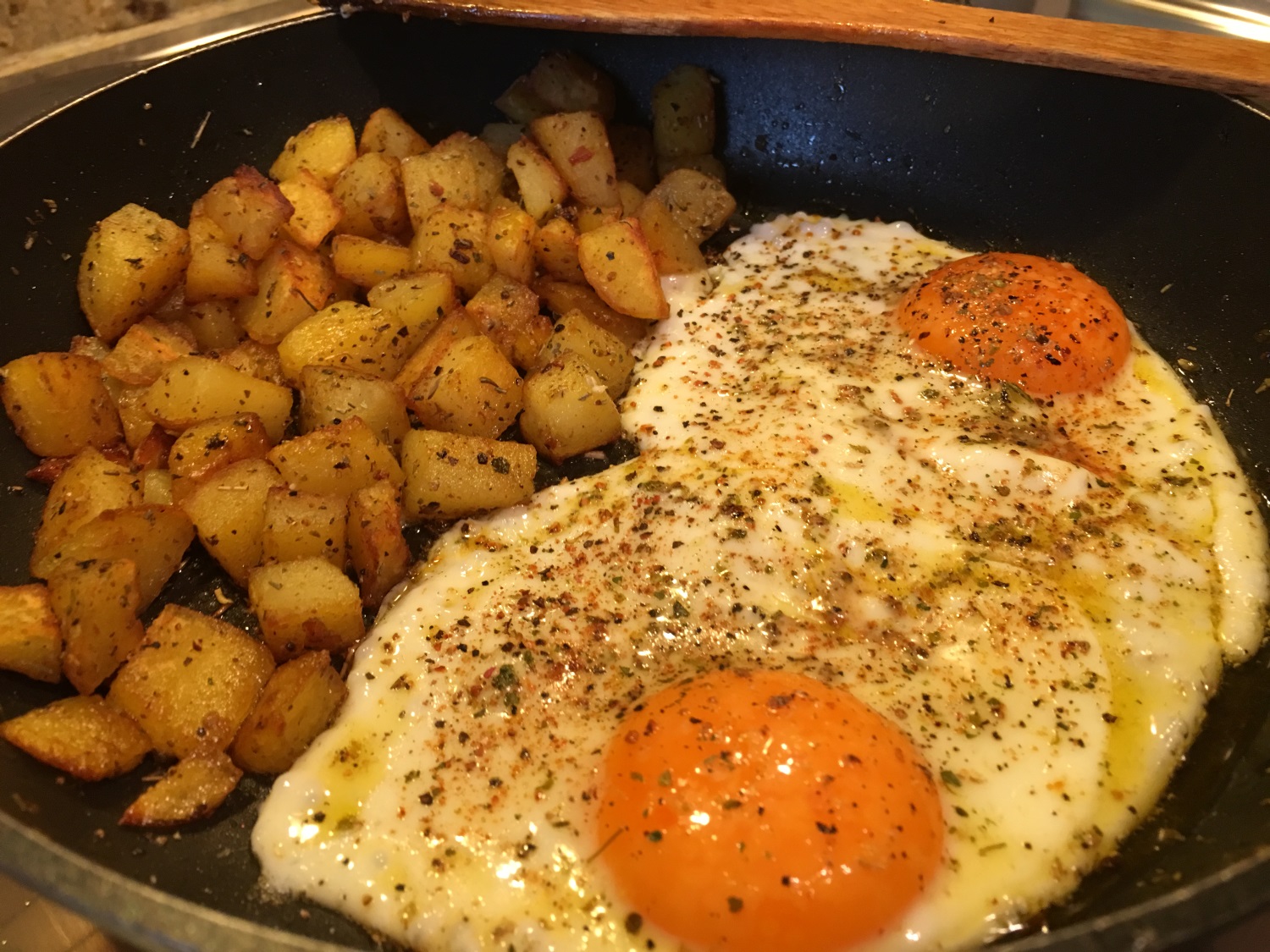Bratkartoffeln mit Ei Rezept | Chilirezept.de