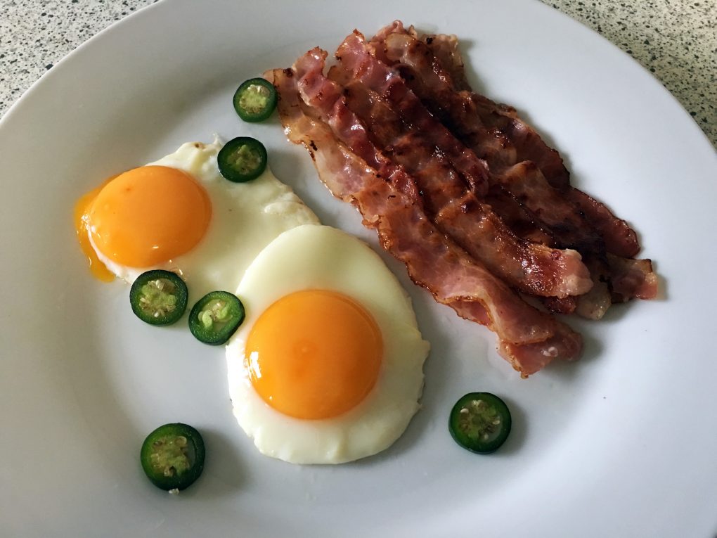 Spiegelei mit Speck