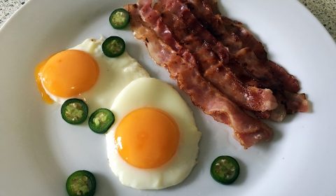 Spiegelei mit Speck