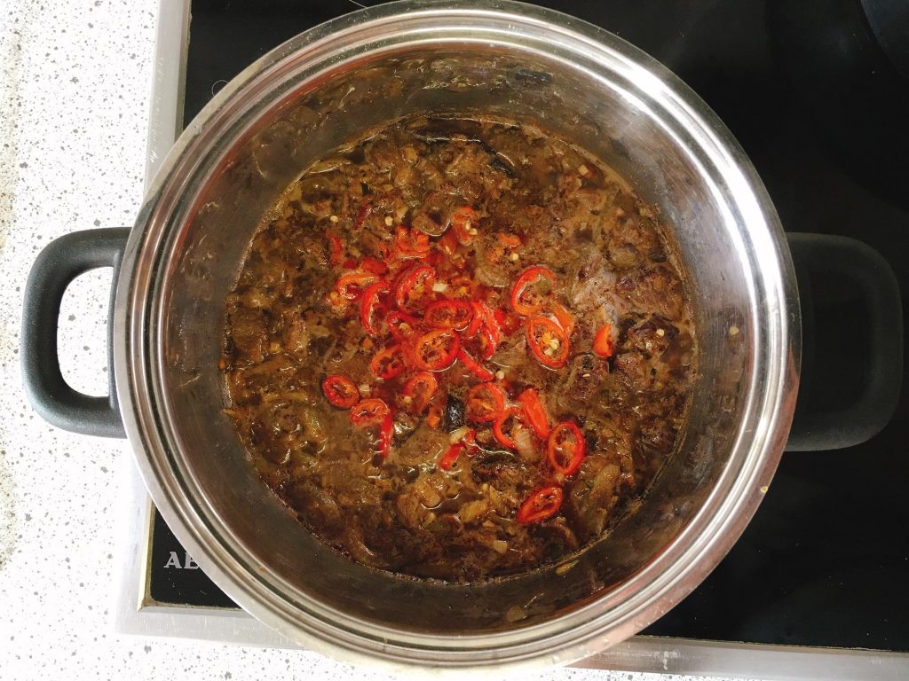 Chili con Carne schmoren