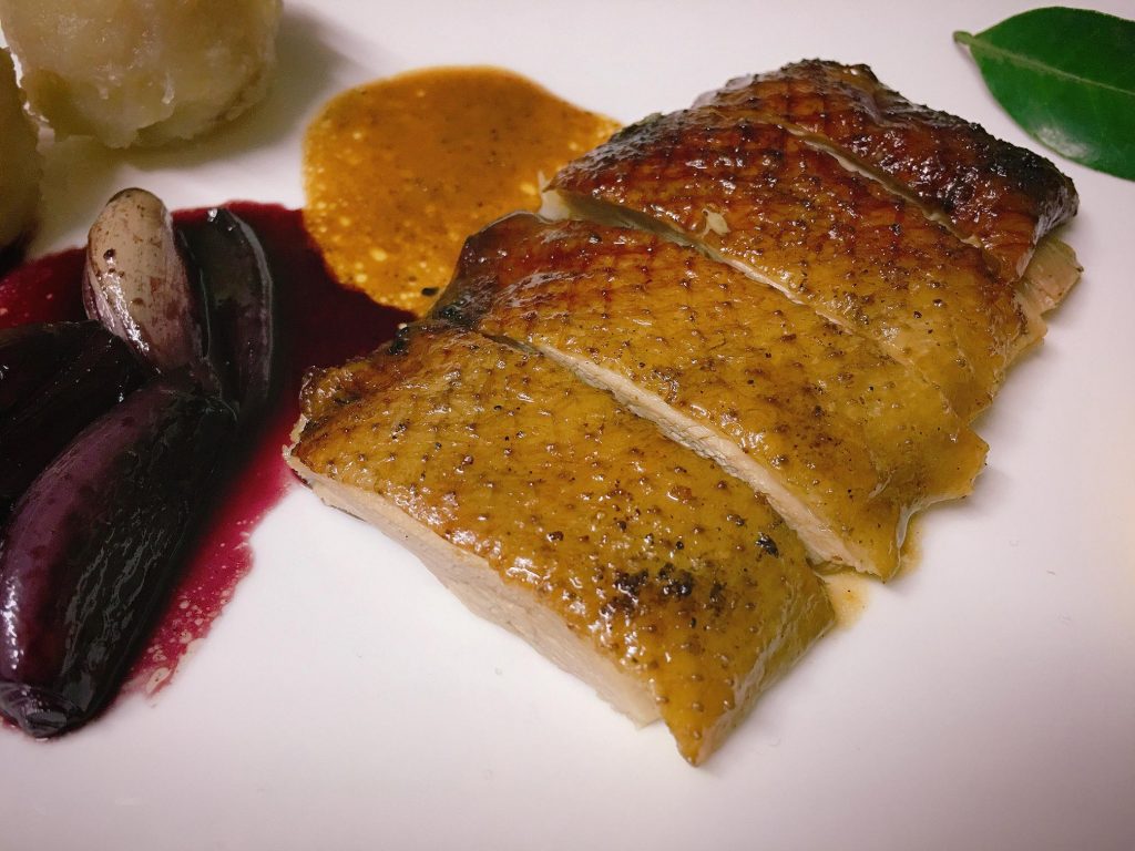 Weihnachtsente mit Orangensauce aus dem Backofen | Rezept