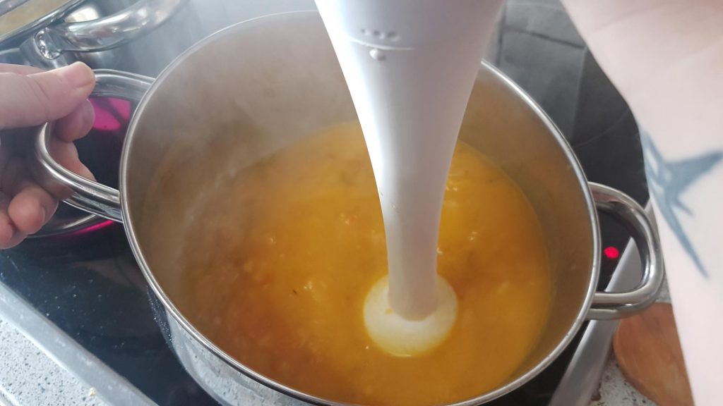 Hokkaido Suppe pürieren