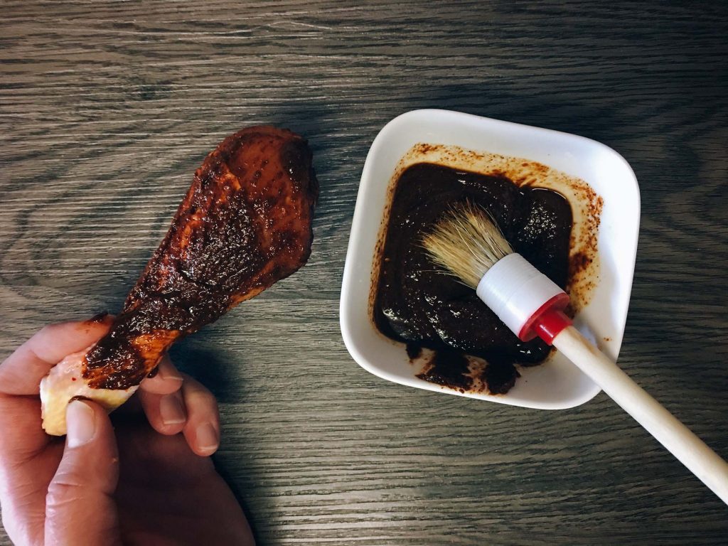 Hähnchenschlegel marinieren