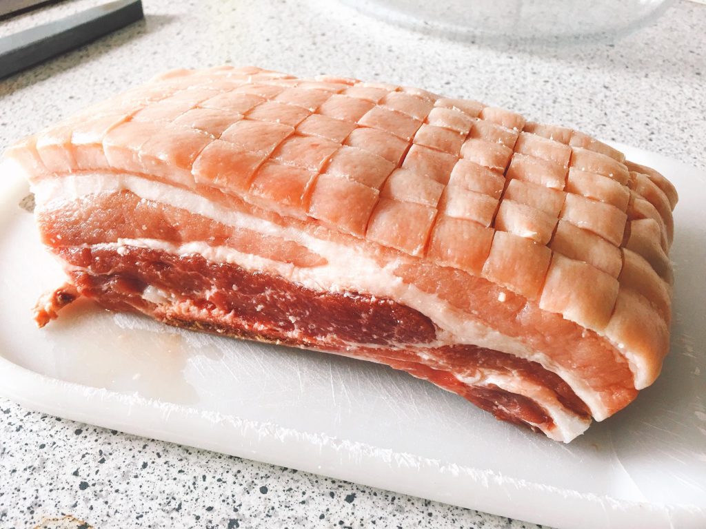Krustenbraten Rezept | Einfach, knusprig &amp; saftig