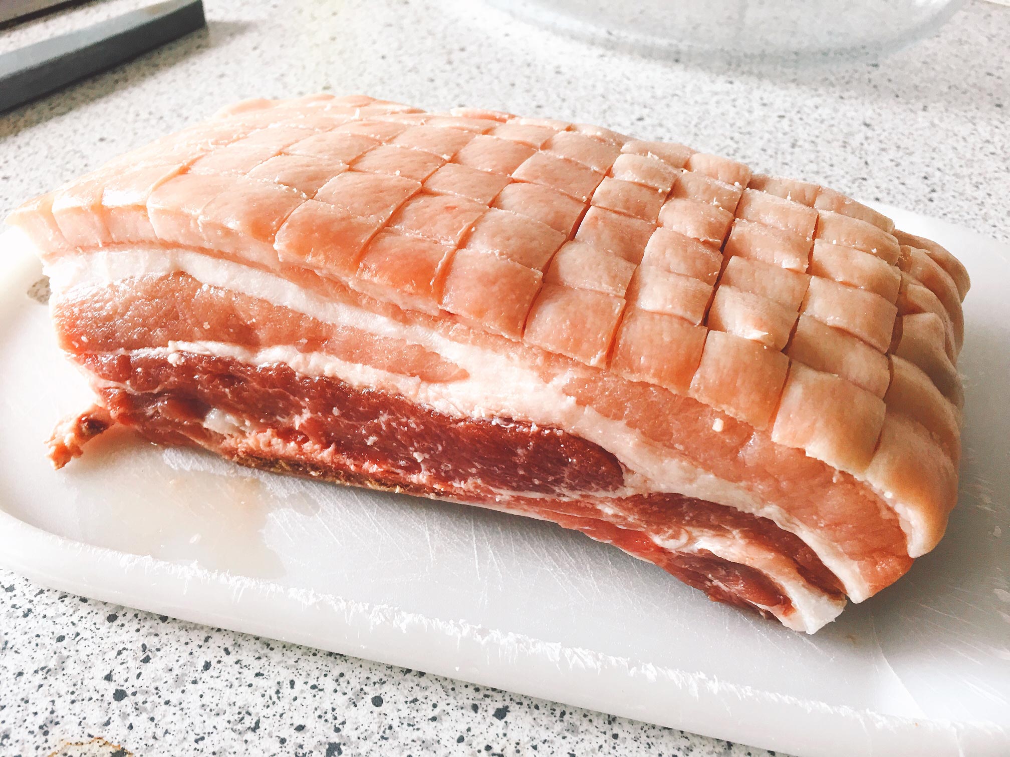 Krustenbraten Rezept | Einfach, knusprig &amp; saftig