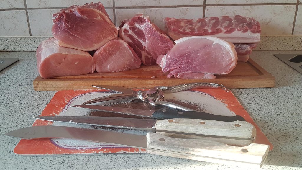 in-1-kg-stücke-zerteilen