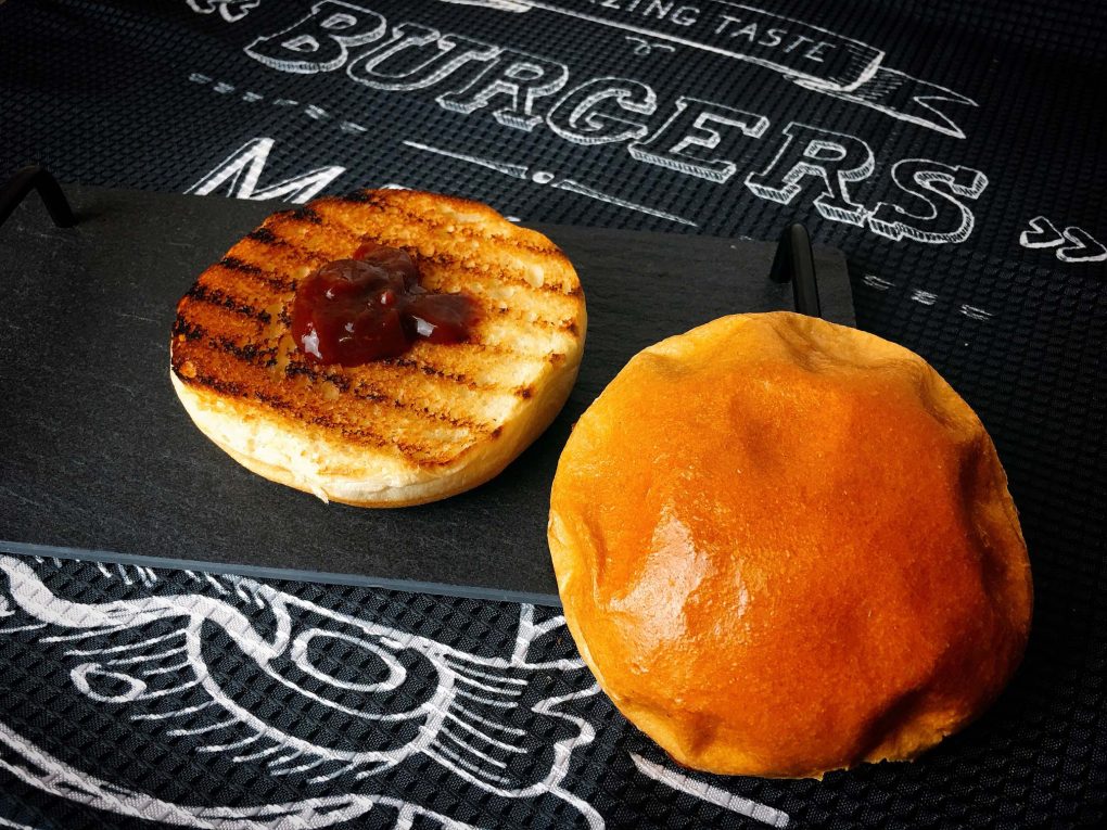 Burger mit BBQ Sauce