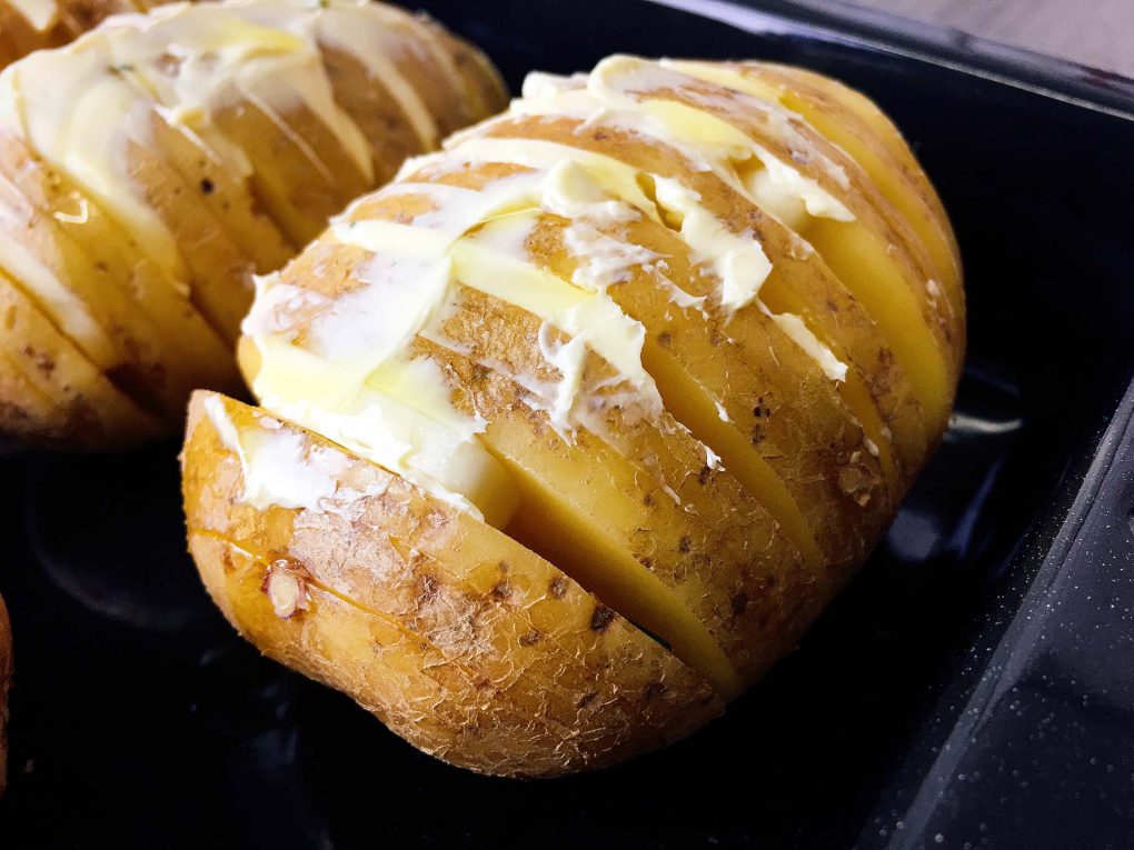 Hasselback Kartoffeln im Backofen