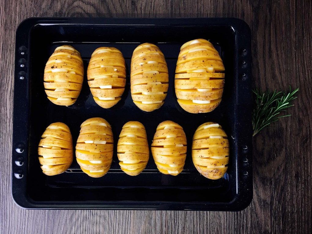 Hasselback Kartoffeln im Backofen