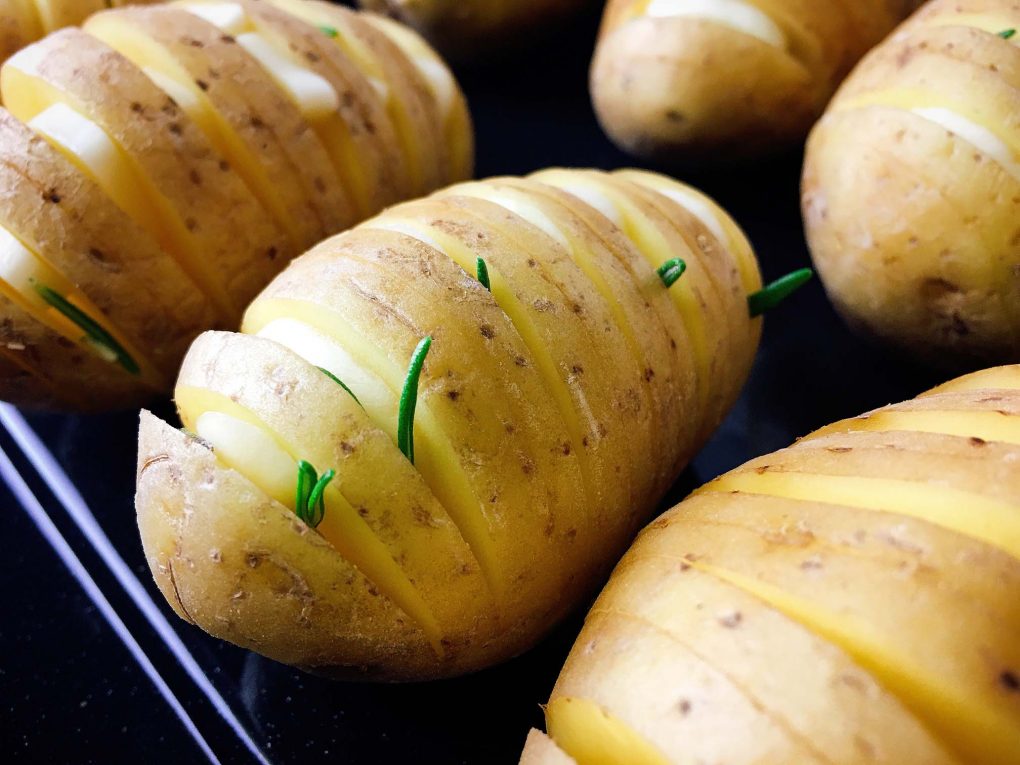 Hasselback Kartoffeln mit Rosmarin
