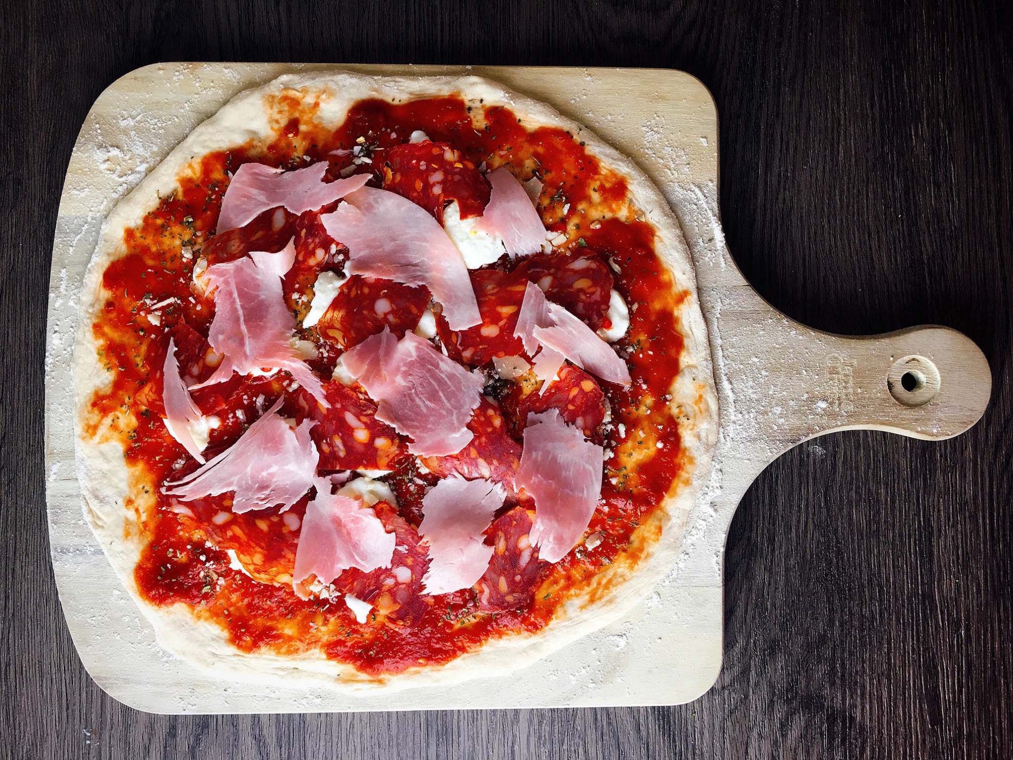 🍕 Pizza Prosciutto Salami Rezept | Schinken Salami Pizza