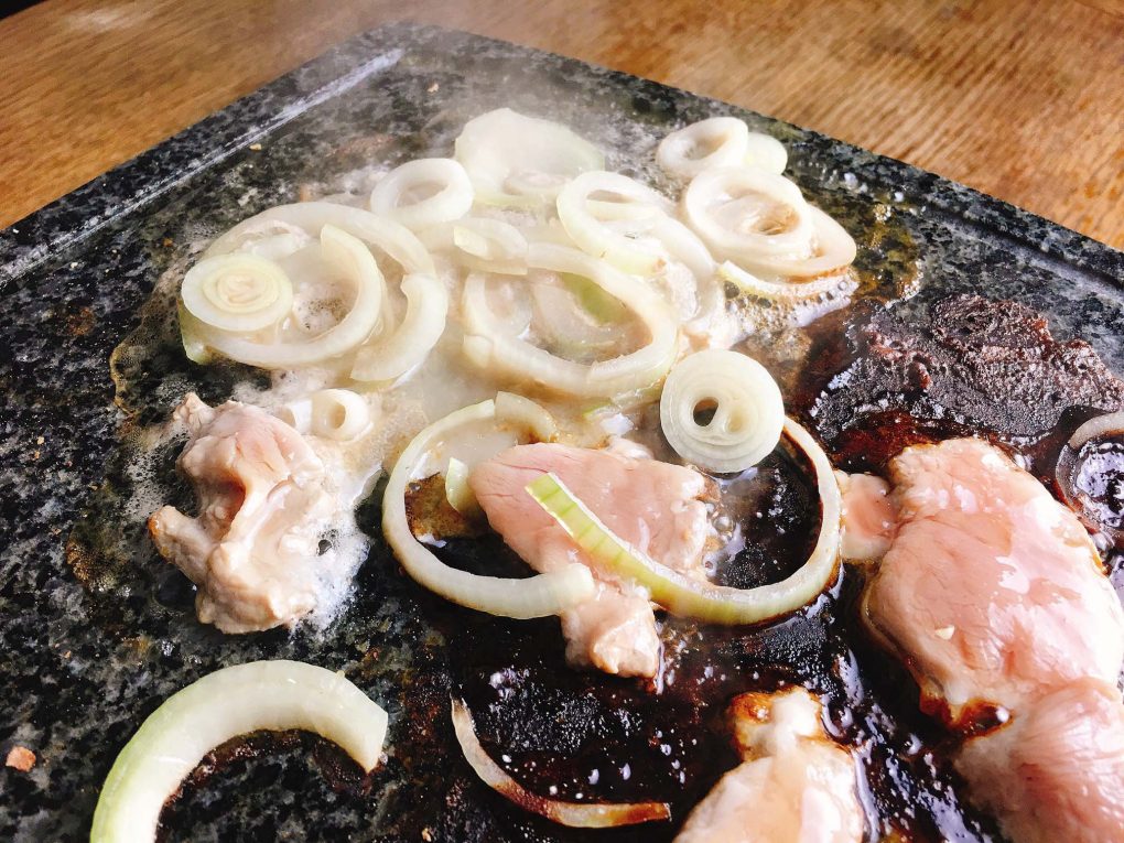 Zwiebeln vom Raclette