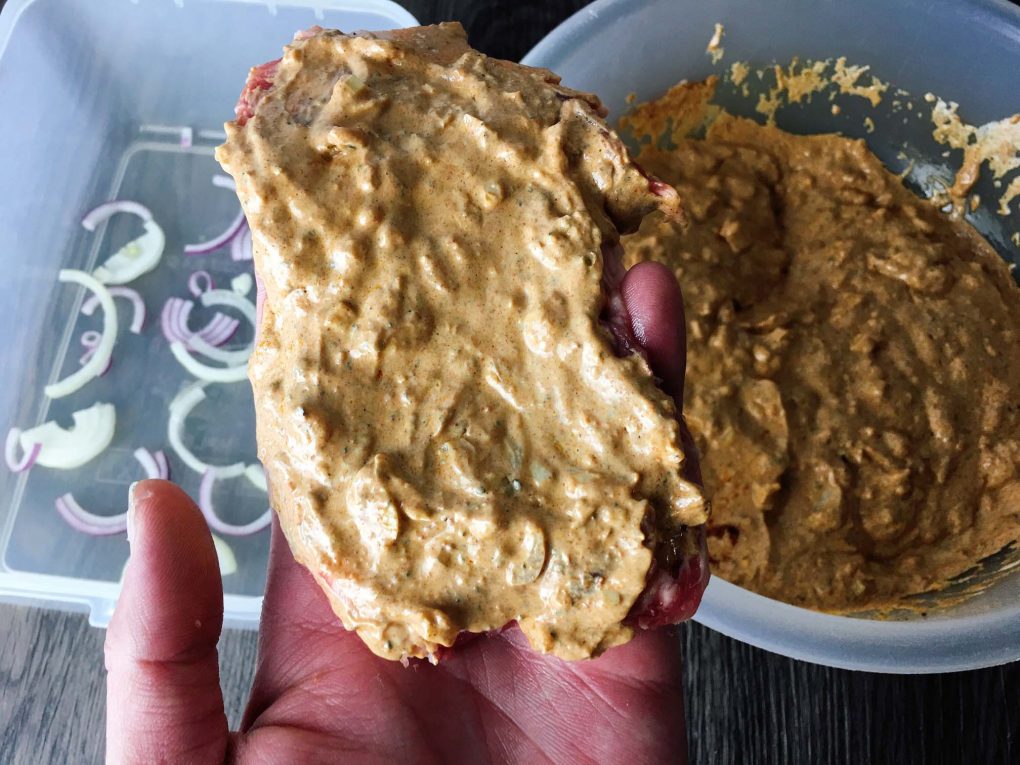 Gyrosfleisch marinieren