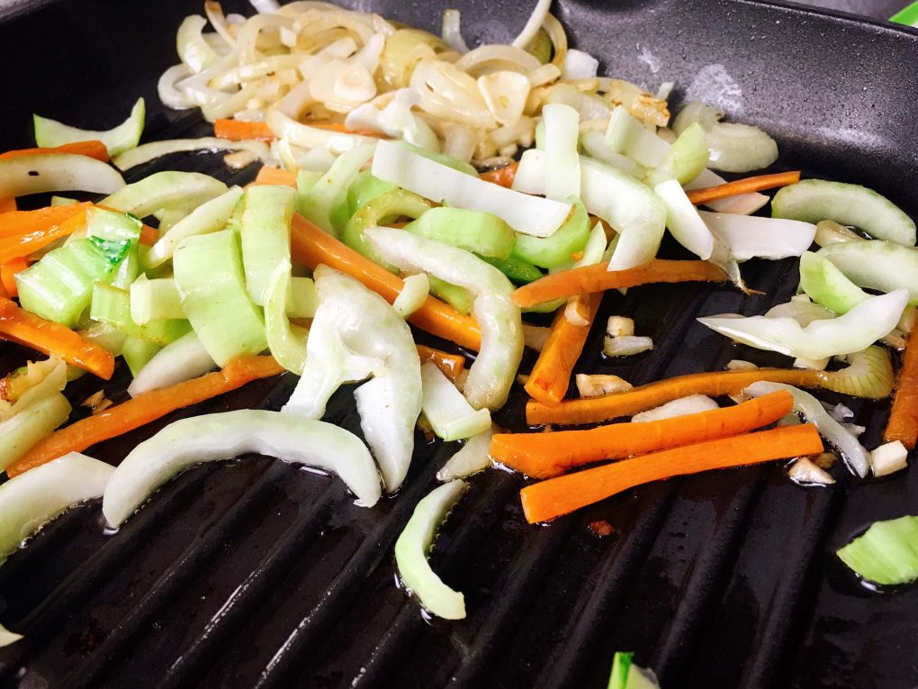 Pak Choi Gemüse Pfanne | Rezept für Asiatische Gemüsepfanne