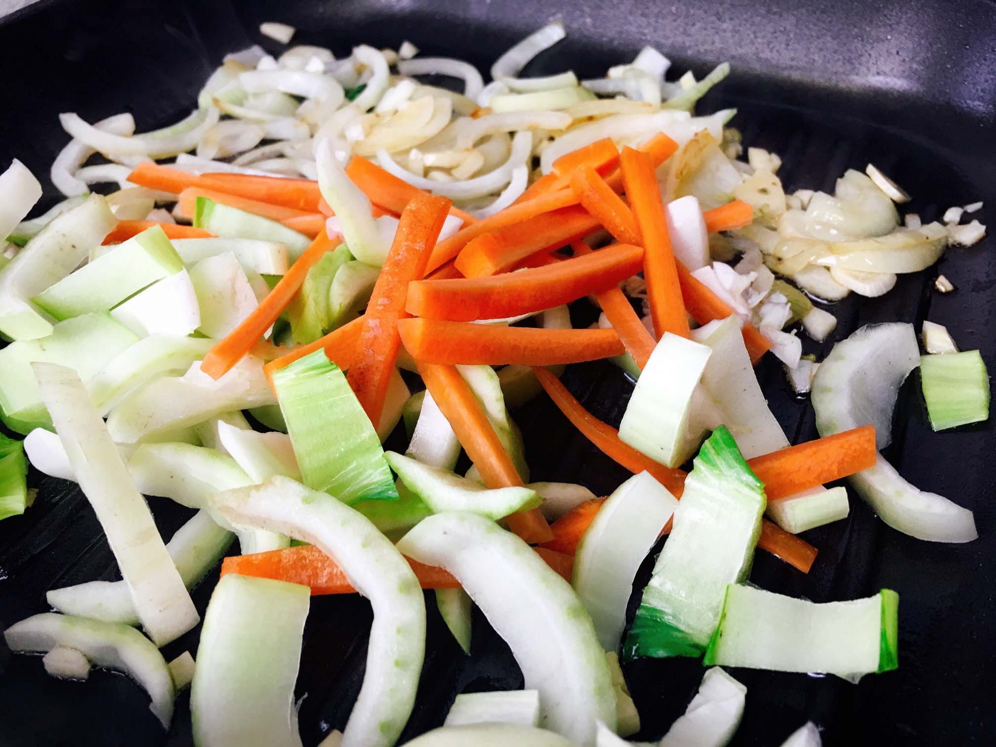 Pak Choi Gemüse Pfanne | Rezept für Asiatische Gemüsepfanne