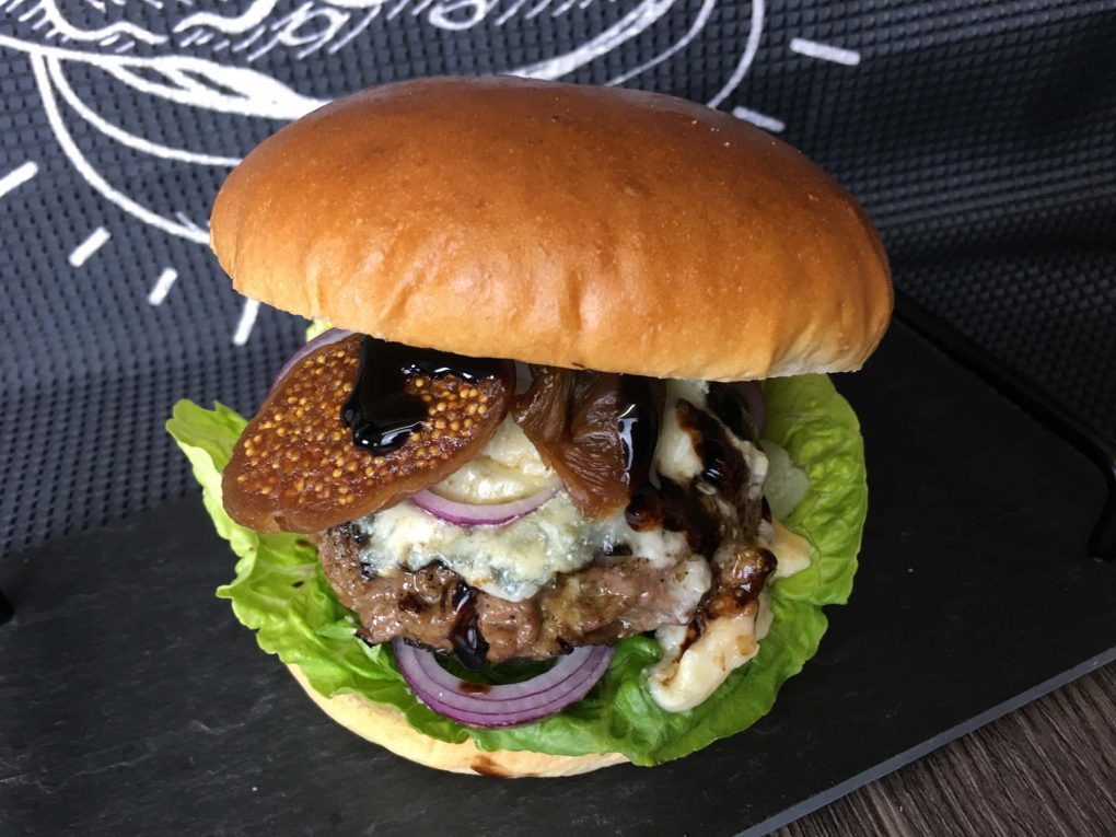 Burger mit Datteln