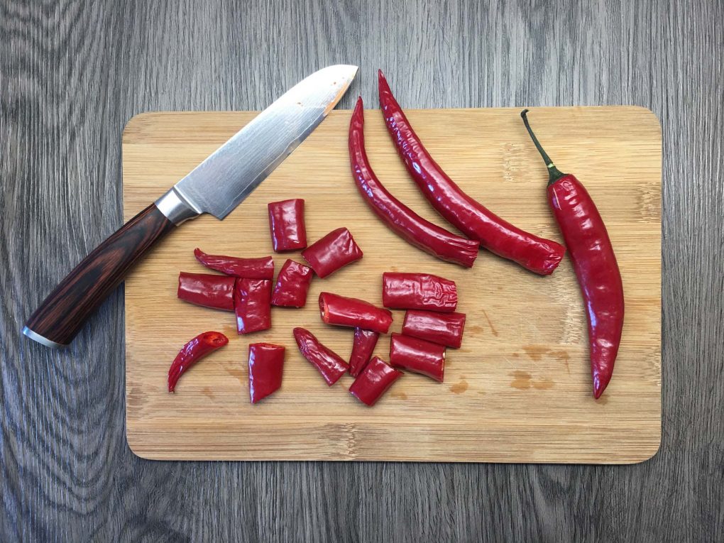 Chilis schneiden