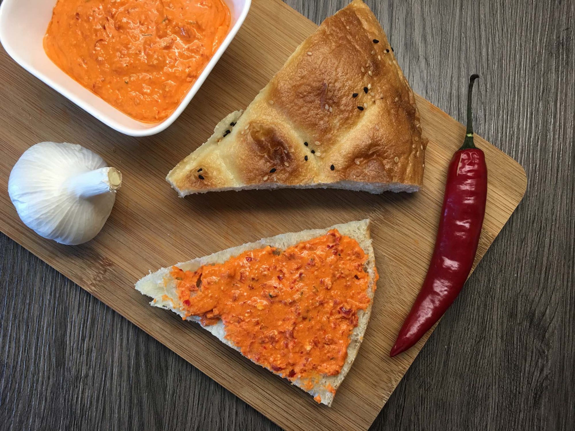 Türkischer Feta Aufstrich mit Chili | Rezept | Chilirezept.de